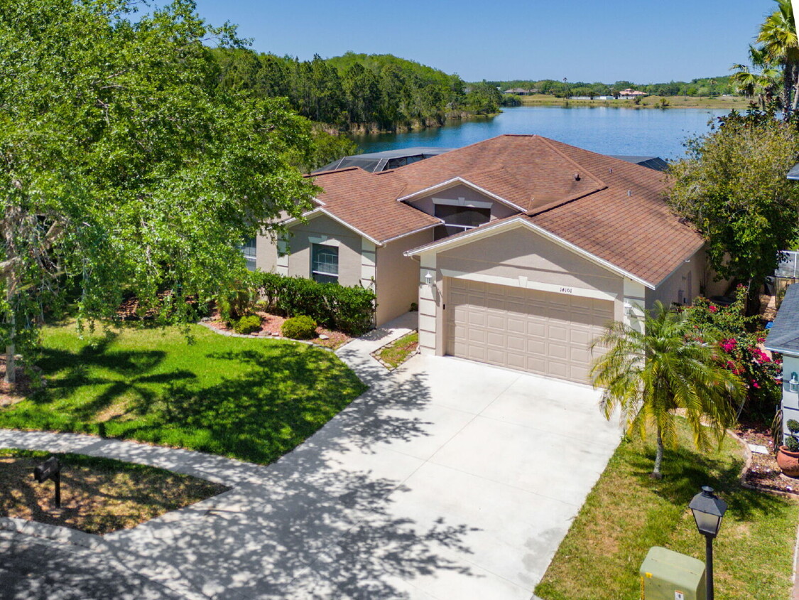 Spacious 3 Bed / 2 Bath + Bonus Room with ... - Spacious 3 Bed / 2 Bath + Bonus Room with ...