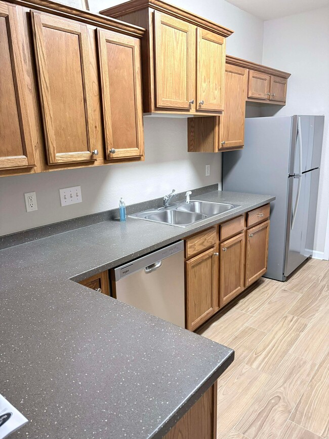 Photo - 121 Farrah Ave