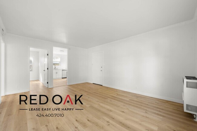 Photo - ~1 Month FREE~ Redone, Incredible Three Be... Unit 5877