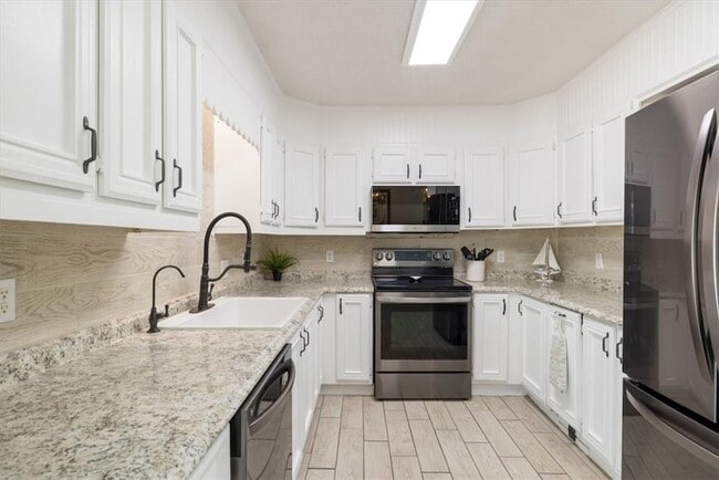 8795 101st Ct