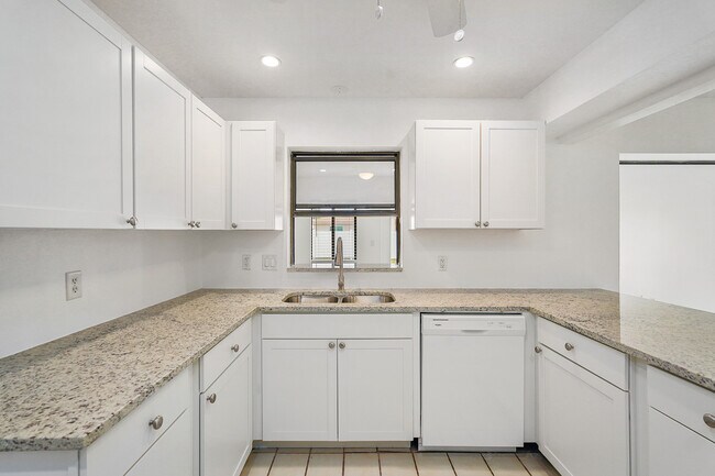 Photo - 1221 Sleepy Hollow Rd