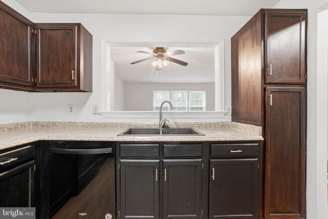 Photo - 7923 Pebble Brook Ct