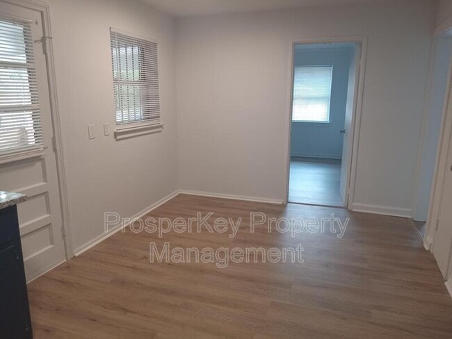 Photo - 2215 Biltmore Ave