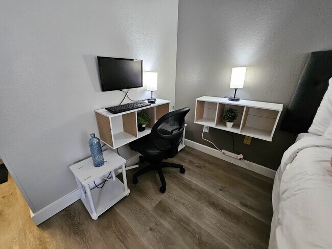 Photo - 2700 Gracy Farms Ln Unidad 3239