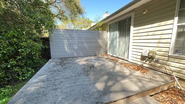 Photo - 2 bed/2 bath with new paint and flooring! Pets are welcome! New Back Porch!