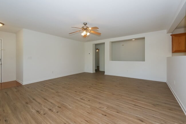 Photo - 154 Paxton Pl