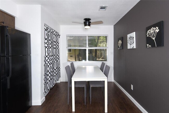 Photo - 833 Old Ranch Rd 12