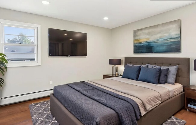 Spacious 2 bedroom Apt