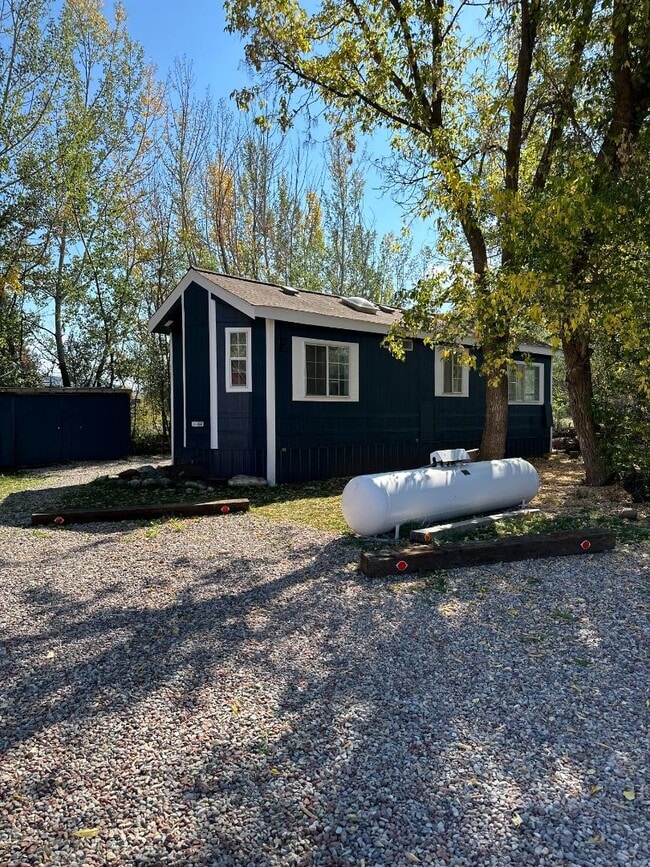 17792 Highway 82