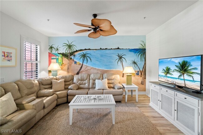 Photo - 9111 Capistrano St S