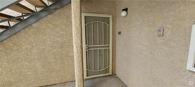 Building Photo - 230 Mission Newport Ln Unit 107 Rental