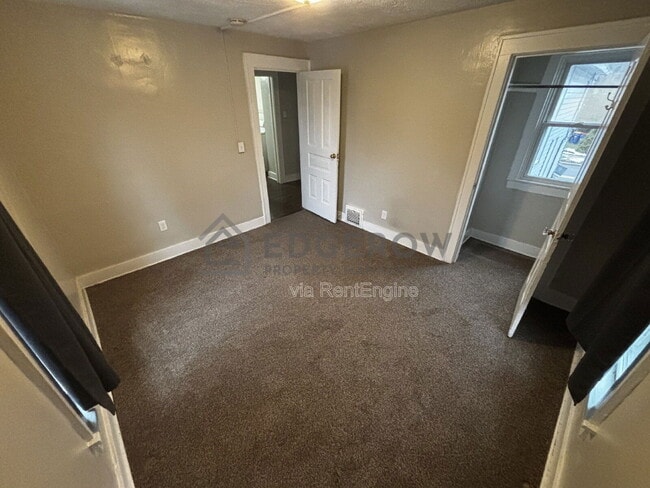 Photo - 1263 College Ave NE