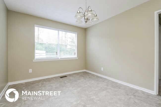 Photo - 1004 Delaney Dr