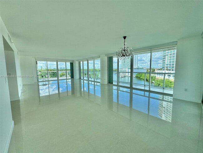 Photo - 16500 Collins Ave Unit 656
