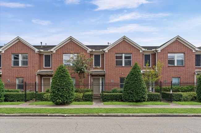Photo - 2933 W Dallas St Rental