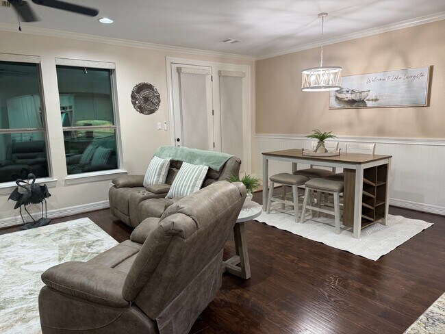 Photo - 2112 Fm 3186 Unit B8