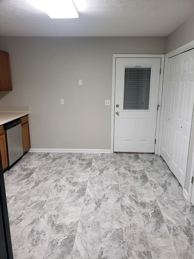 Photo - Clifton Knolls