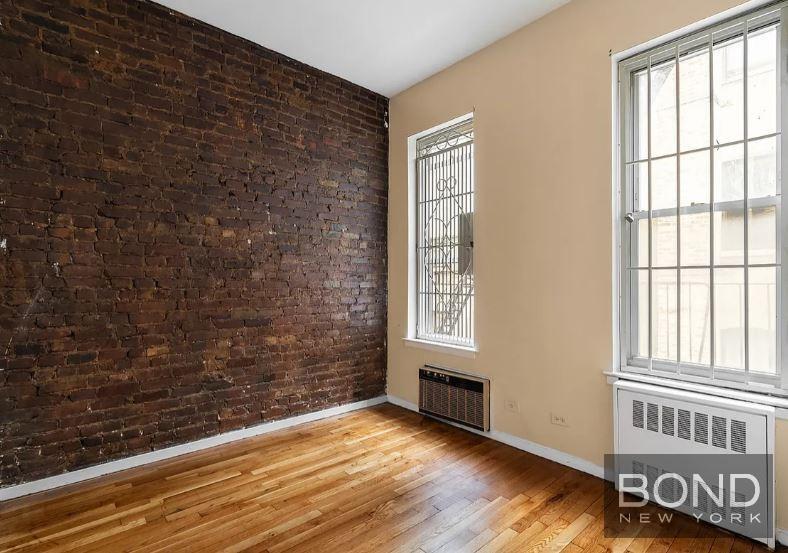 Photo - 331 E 33rd St Apartamento Unidad 3B