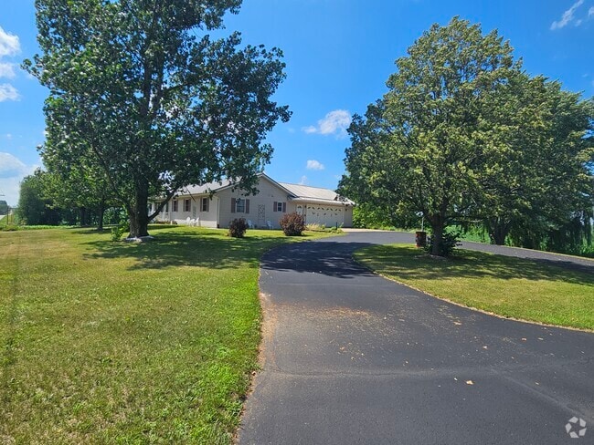 Building Photo - 8114 W Townsend Rd Rental