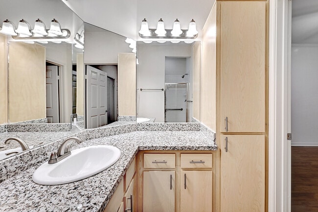 Avenida Leah 600 019 - Ashford Wellington