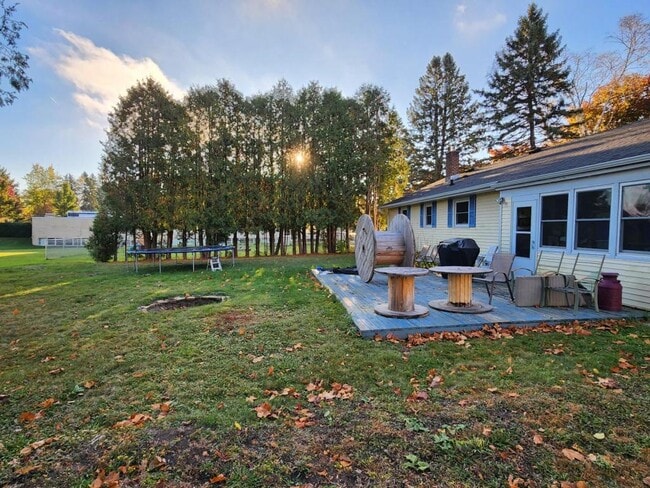 Photo - 1716 Menasha Ave