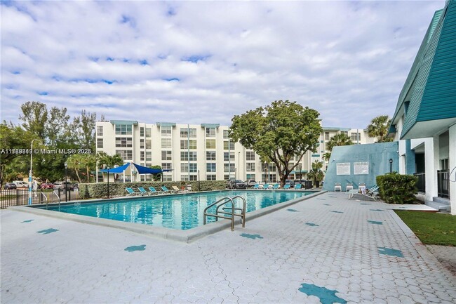 Building Photo - 200 177th Dr Unit 210 Rental