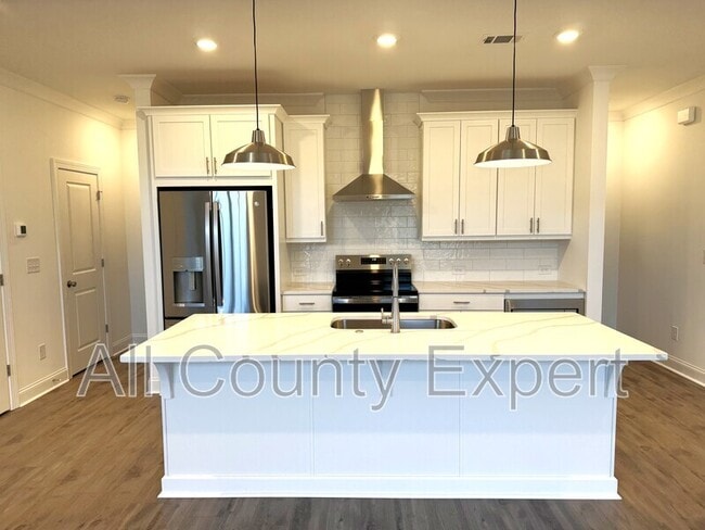 Photo - 522 Sawnee Vlg Blvd