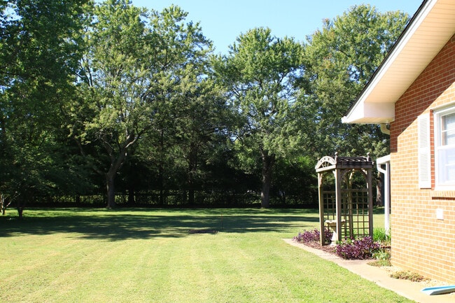Photo - 707 Cathy Ct