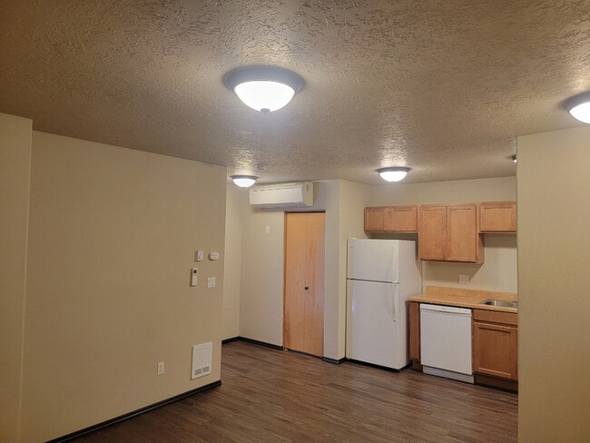 Photo - 502 SW Evergreen Ave Unit 204