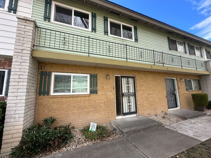 Photo - 432 Smithridge Park