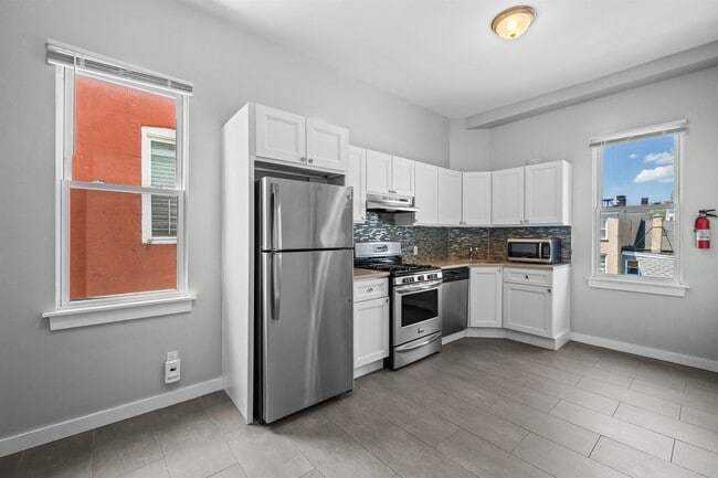 Photo - 340 7th St Unit 2