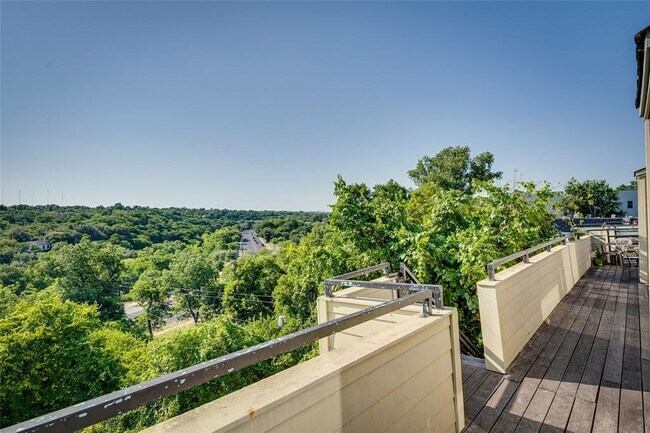 Photo - 2612 San Pedro St Unit 222