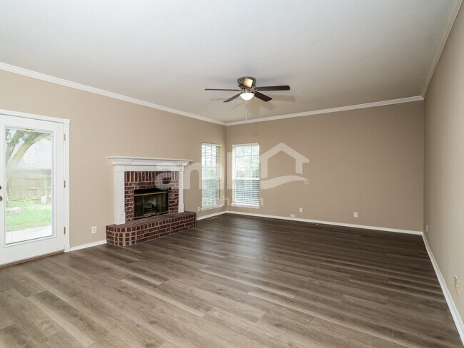 Photo - 513 N Sweet Gum Ave