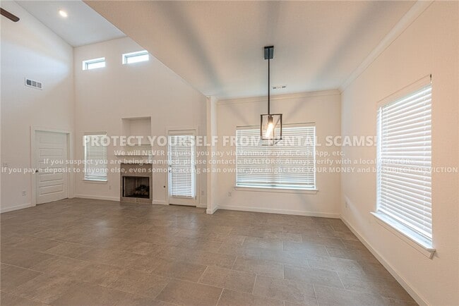 Photo - 4397 W Newton Ave
