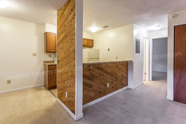 Photo - 1705 Heatheridge Rd