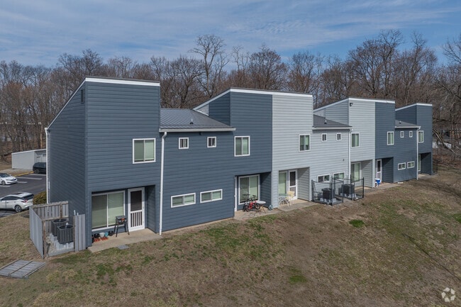 Tompkins Terrace Apartments
