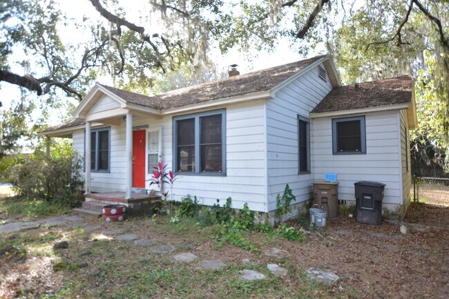 Photo - 2246 SE 3rd Ave