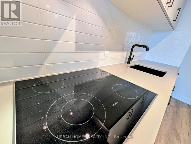 Photo - 5 Quarrington Ln Unit 1202