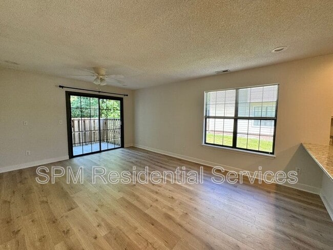 Photo - 1703 S 41st St