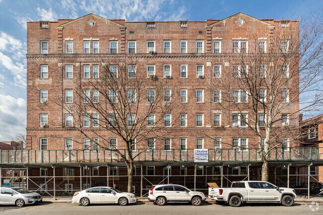 Photo - 8215 35th Ave