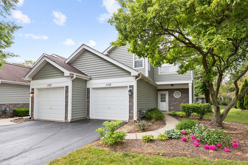 1175 Regency Dr