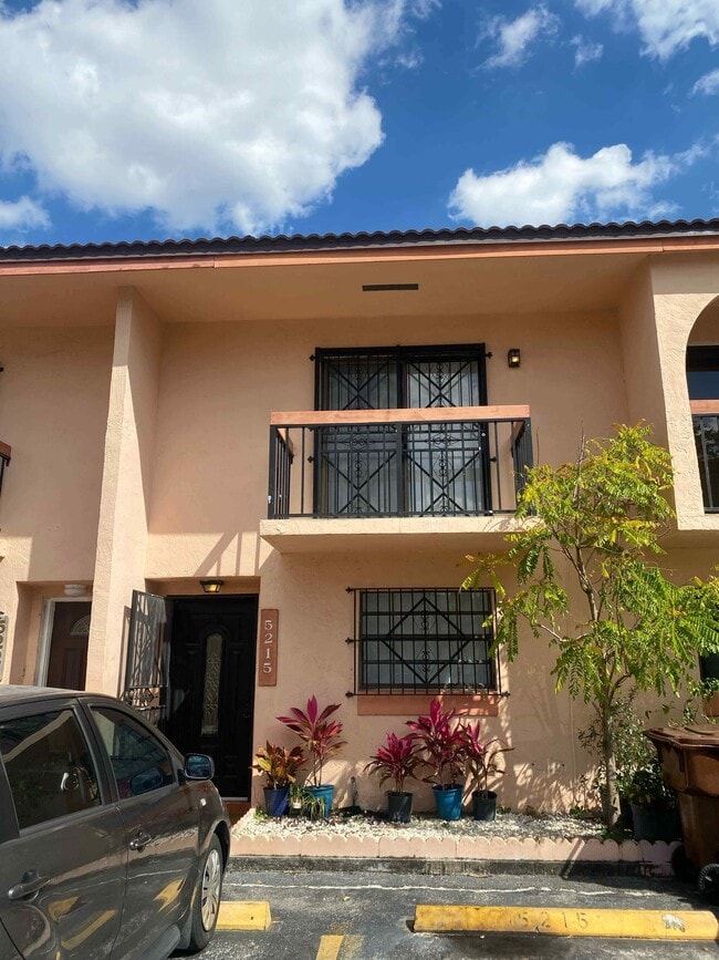 Photo - 5215 W 25th Ct Townhome