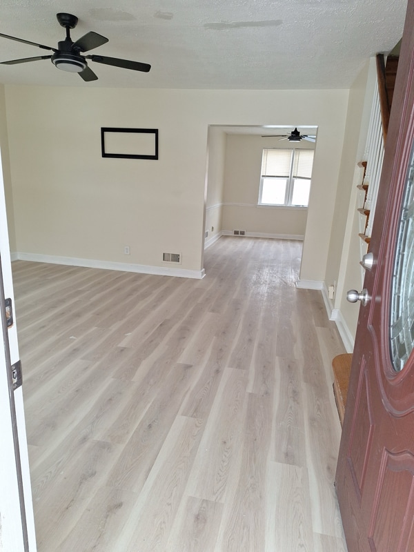 Photo - 719 W 38th St