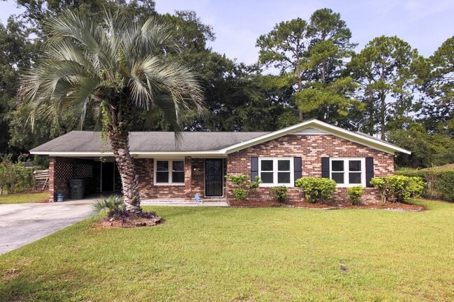 Building Photo - 637 McDowell Rd Rental
