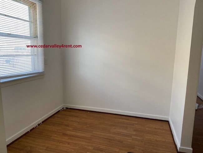 Photo - 531-535-535 Sherman Ave Unit 535 Sherman