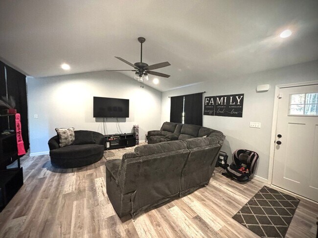 Photo - 3 Bedroom Single Family Home in Mc Kenney