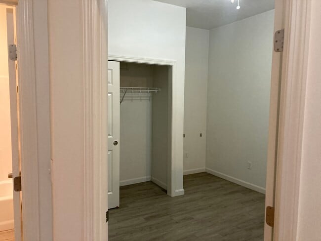Building Photo - 149 Border St Unit 163 -173 B Border St Rental