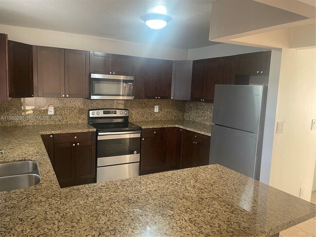 Photo - 2191 Bayberry Dr