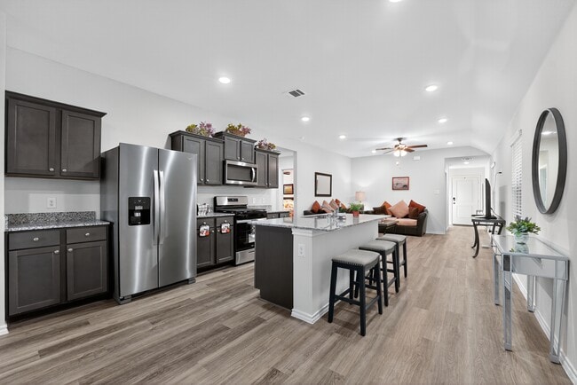 Photo - 906 Ramble Rd