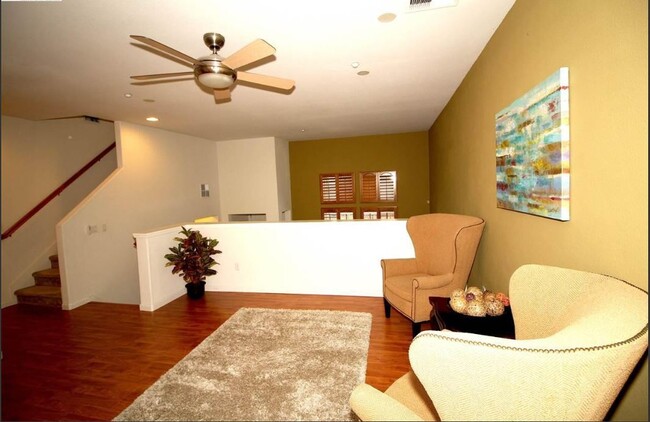 Photo - 467 Pariso Ter